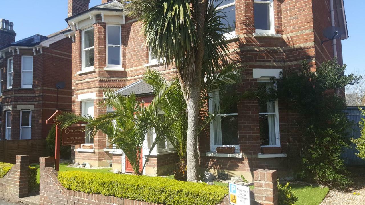 Colebrook Guest House Farnborough  Exteriör bild