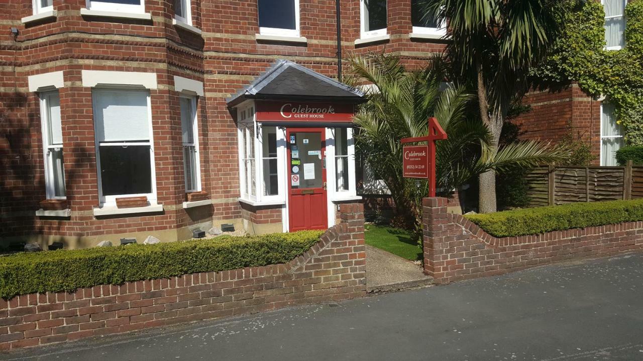 Colebrook Guest House Farnborough  Exteriör bild